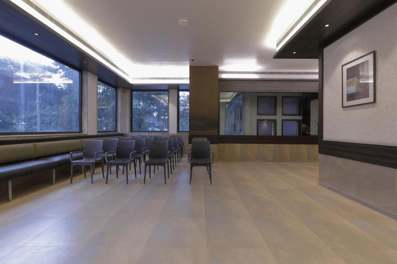 Hotel Ariana Residency Mumbai Bagian luar foto