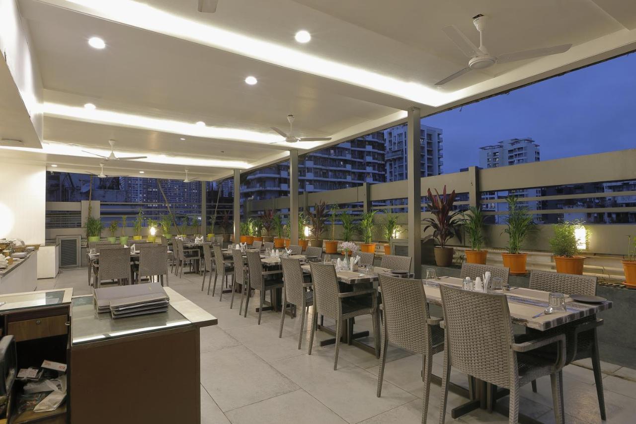 Hotel Ariana Residency Mumbai Bagian luar foto